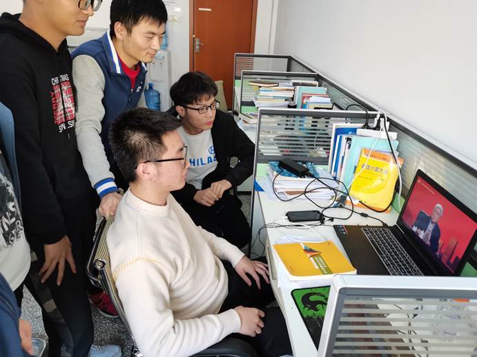 /Users/yunan/Desktop/收看2020年全国科学道德和学风建设宣讲教育报告会(机械研究生)/机械硕士2020-05班-1.jpg